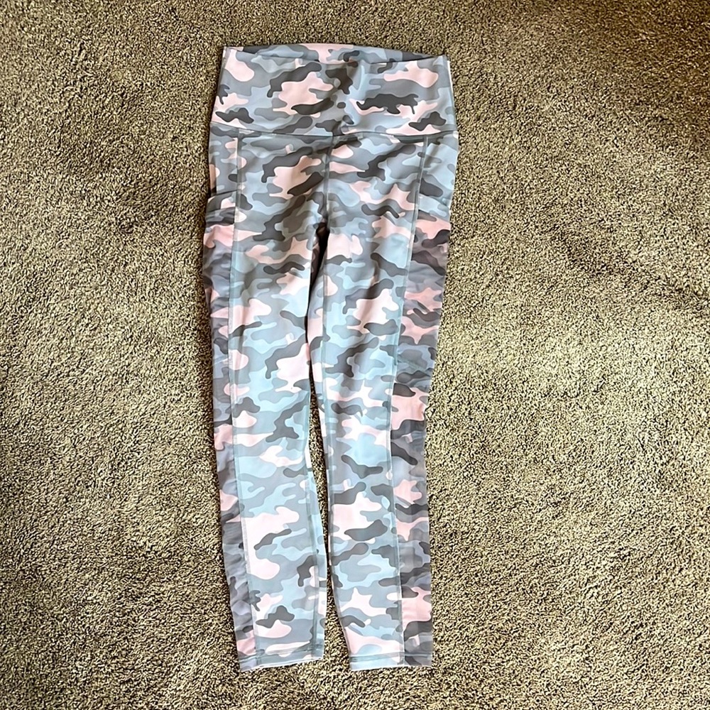 Fabletics power hold leggings